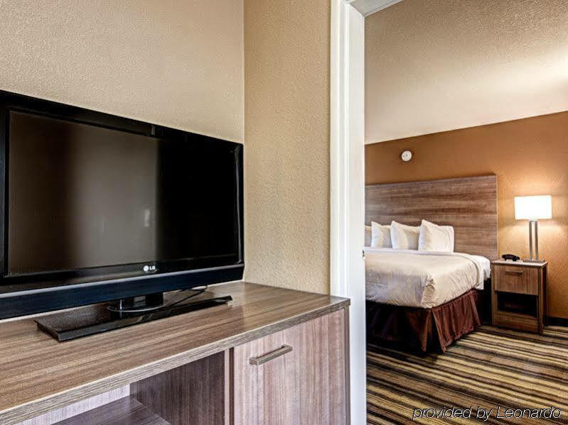 Boulder University Inn מראה חיצוני תמונה